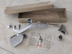 Entsteiner von Kirschen, Pflaumen und Zwetschgen